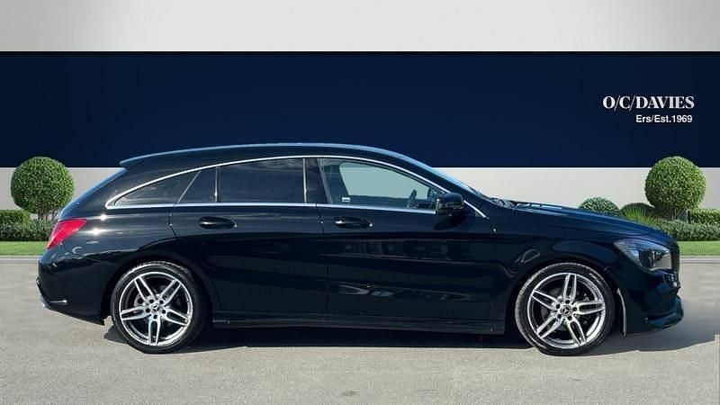 Used Mercedes CLA200 Shooting Brake AMG line 156 HP (114 kW) 2019 Black Estate