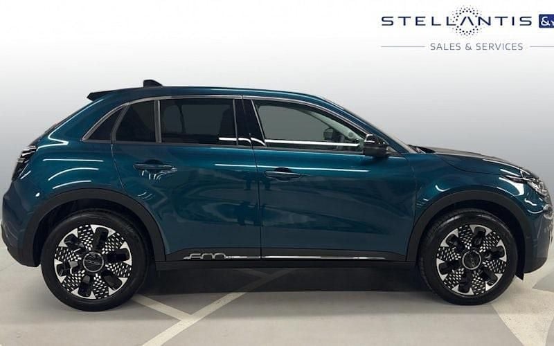 New Fiat 600 La Prima 101 HP (74 kW) 2025 Green SUV