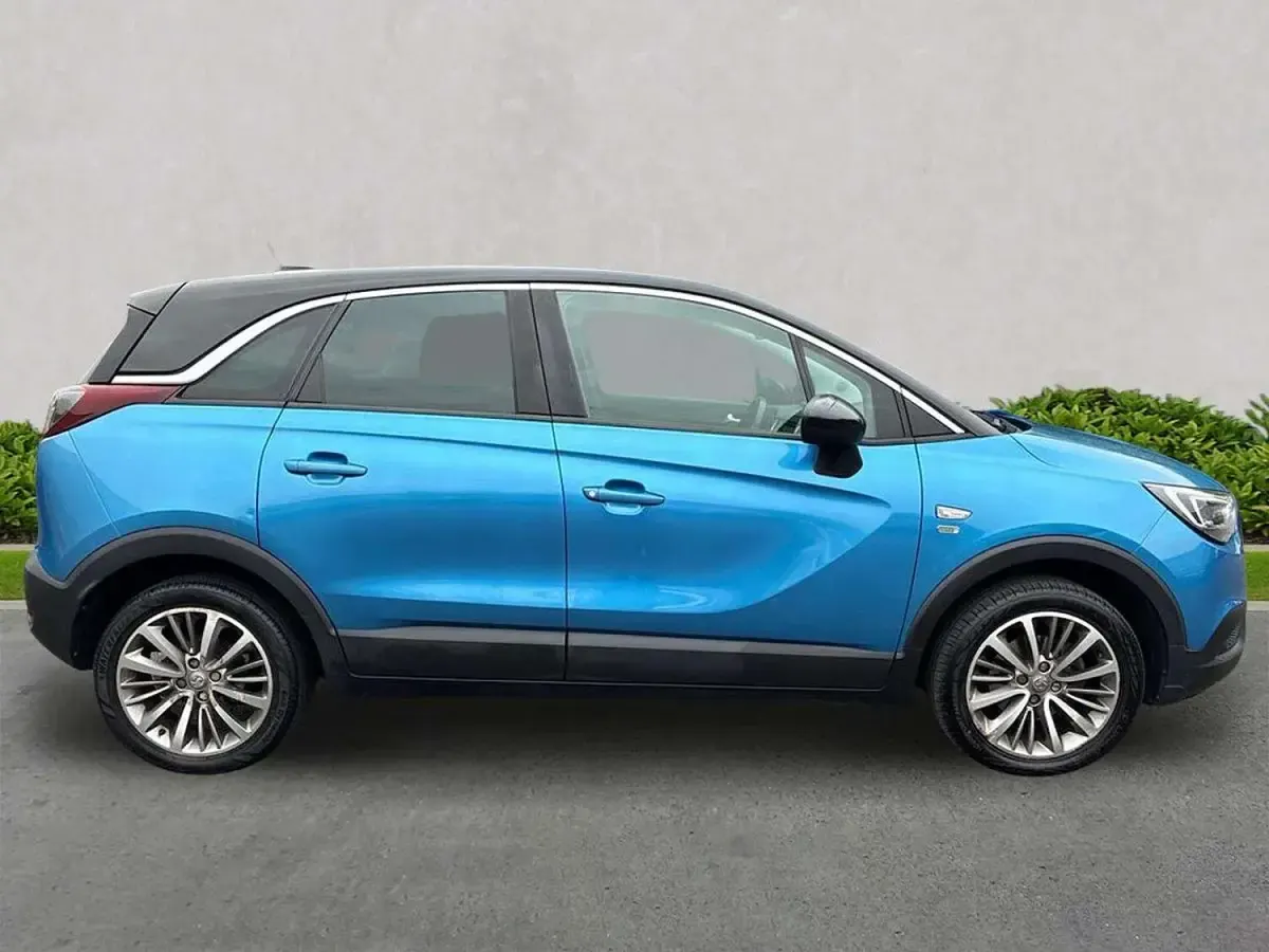 Usado Vauxhall Crossland X 110 CV (80 kW) 2020 Azul SUV