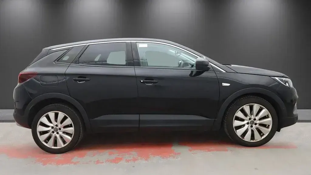 Used Vauxhall Grandland X Elite 130 HP (95 kW) 2020 Black SUV