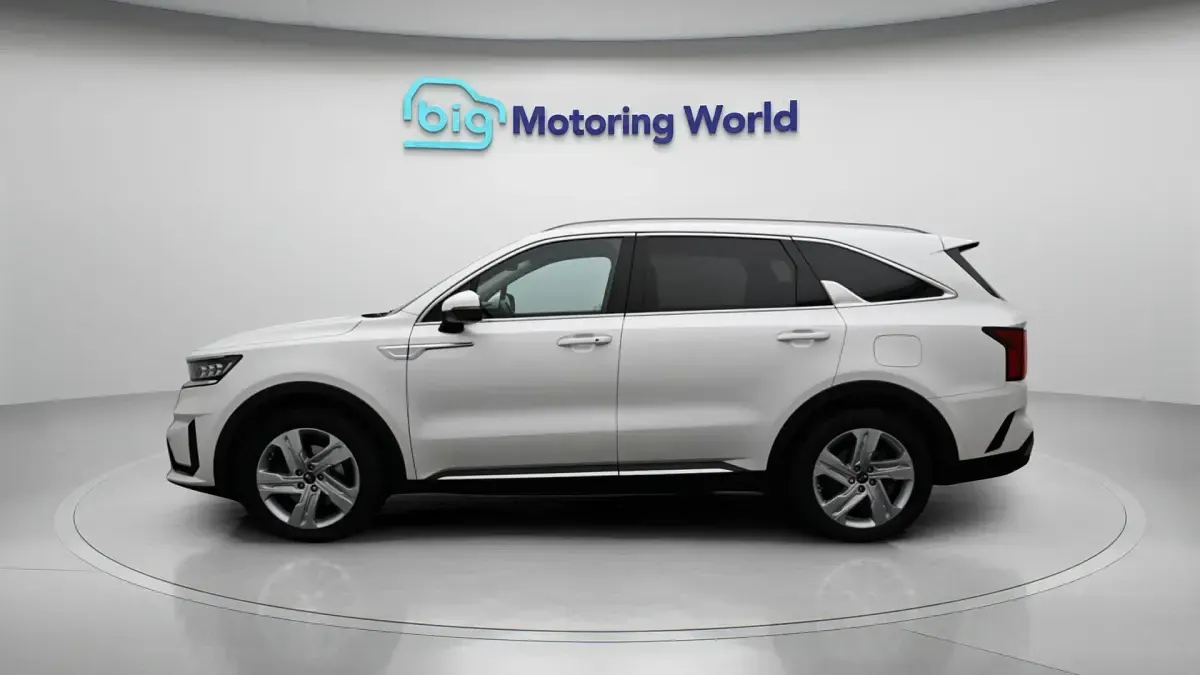 Used Kia Sorento 261 HP (191 kW) 2021 White SUV