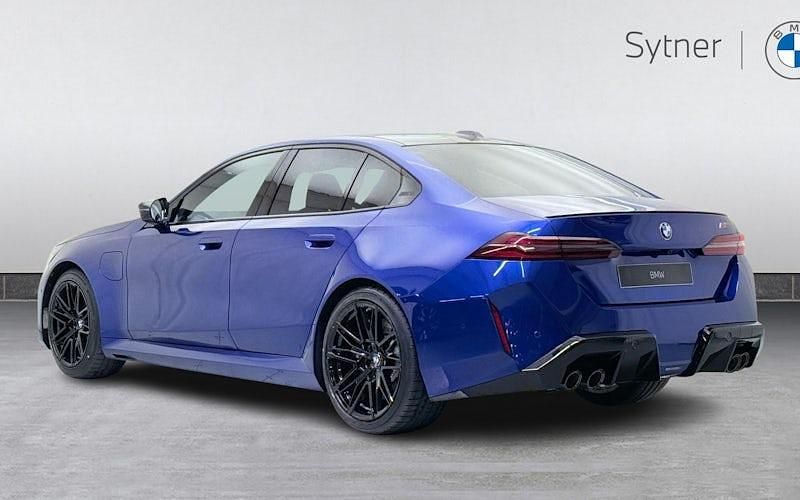 New BMW M5 727 HP (534 kW) 2026 Sedan