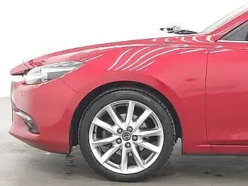 Used Mazda 3 Inclusive 120 HP (88 kW) 2016 Red Hatchback