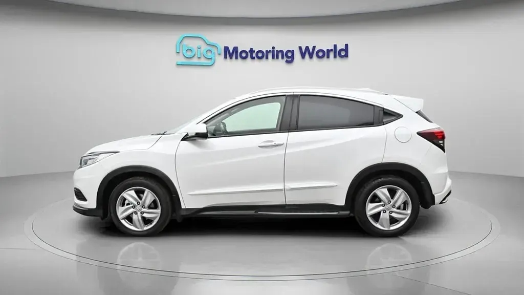 Second-hand Honda HR-V EX 130 CP (95 kW) 2019 Alb SUV