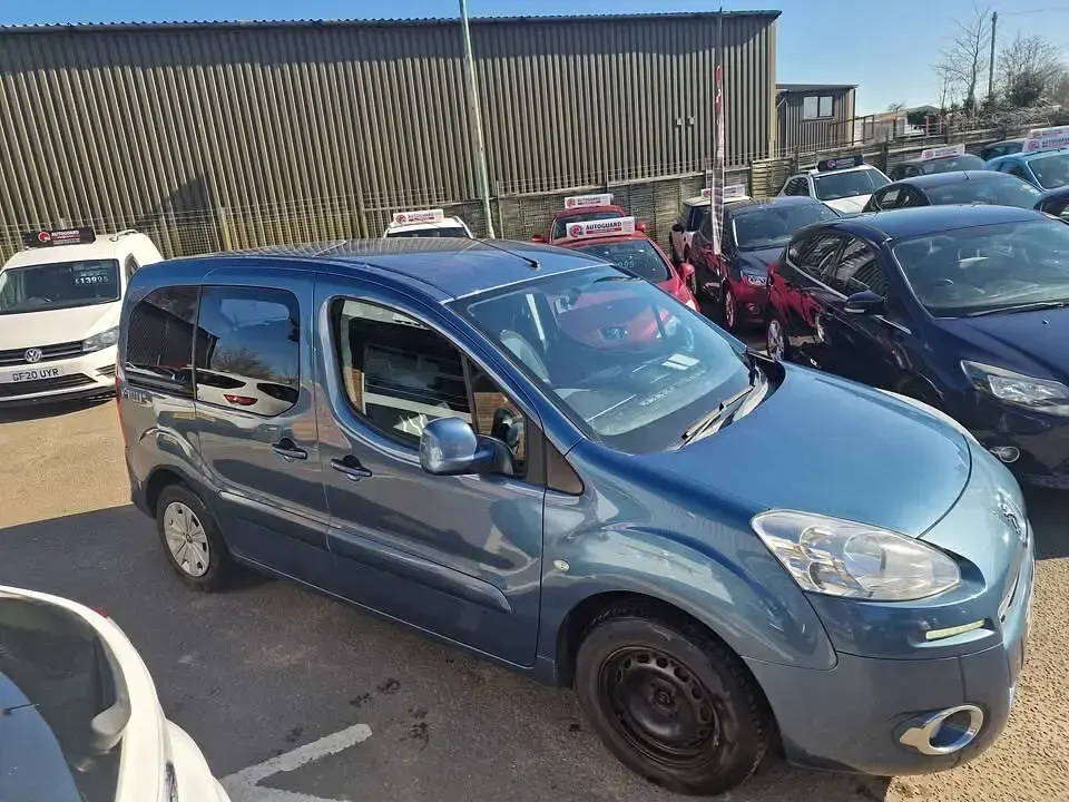 Used Peugeot Partner Tepee S 2012 Blue MPV