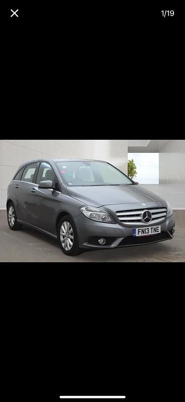 Begagnad Mercedes B180 SE 2013 Grå Minibuss