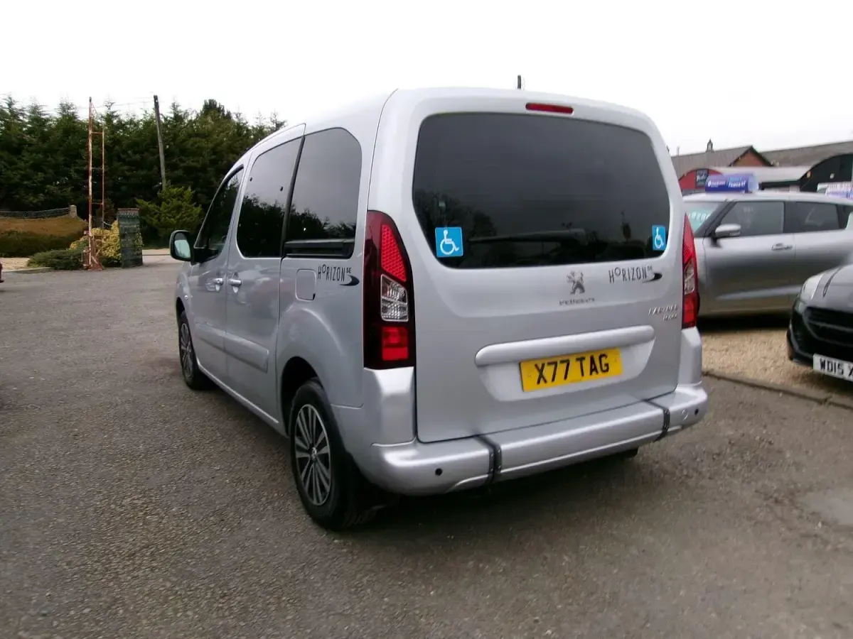 Used Peugeot Partner Tepee S 2014 Silver MPV