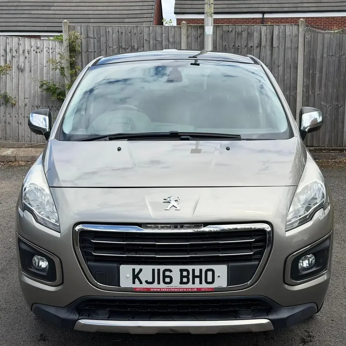 Used Peugeot 3008 Allure 2016 Grey Hatchback