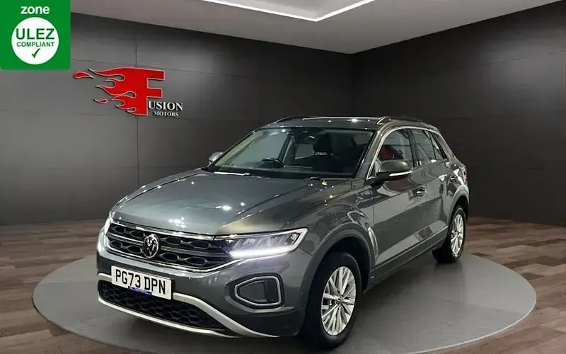 Used VW T-Roc Life 150 HP (110 kW) 2024 SUV