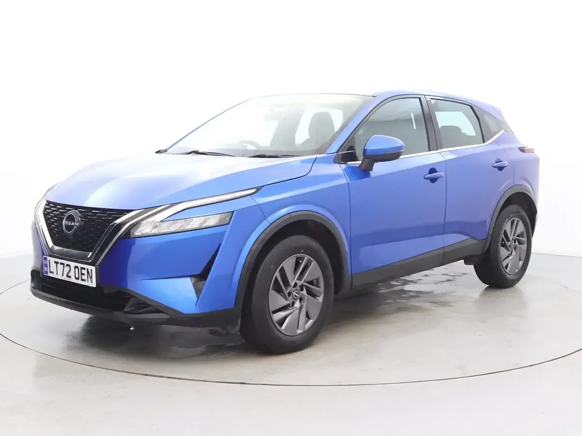 Used Nissan Qashqai Acenta Premium 158 HP (116 kW) 2022 Blue SUV