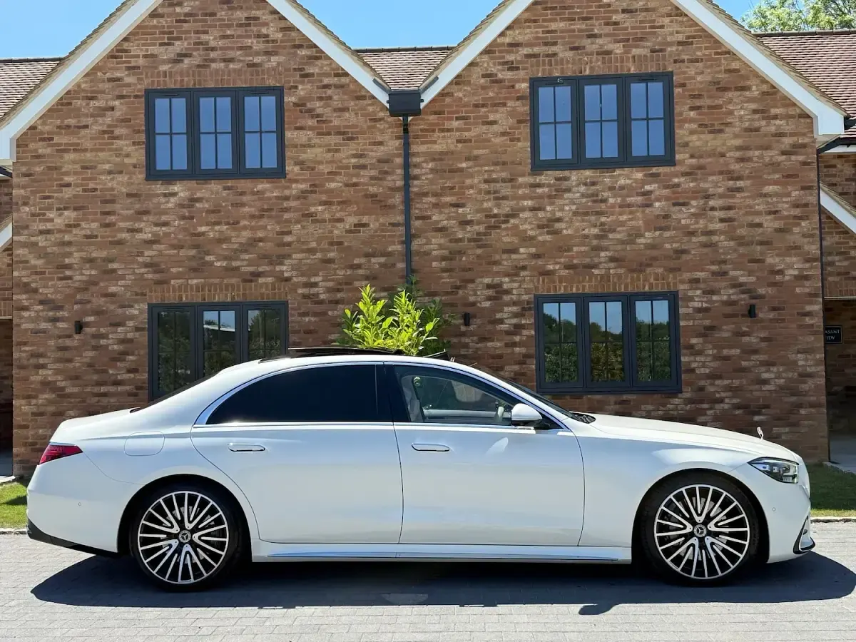 Used Mercedes S500L AMG line 2021 White Sedan