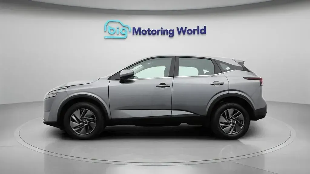 Used Nissan Qashqai Acenta Premium 140 HP (102 kW) 2024 Grey SUV