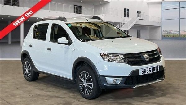 White Used 2015 Dacia Sandero Ambiance Hatchback | £4,995 (Fair price) - Image 1/1