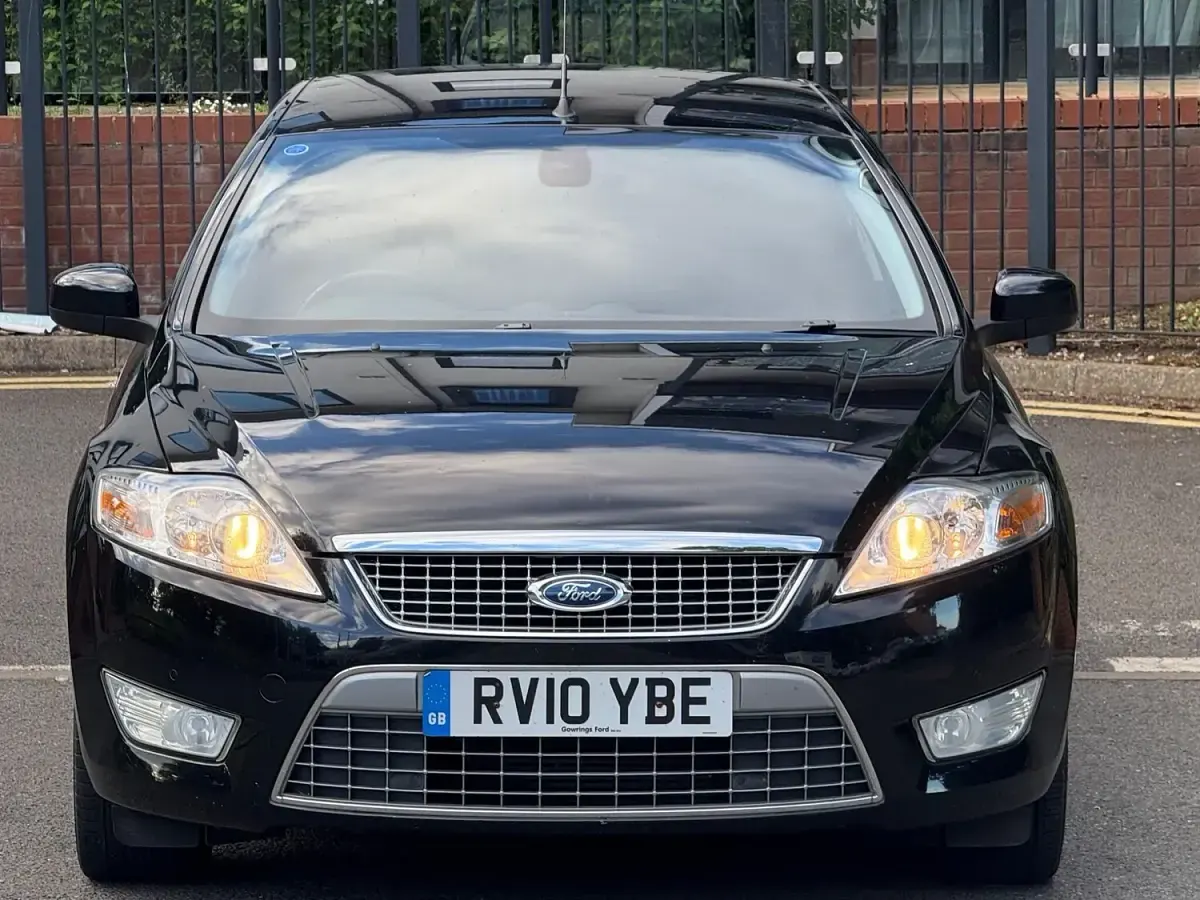 Used Ford Mondeo Titanium X 163 HP (119 kW) 2010 Black Hatchback