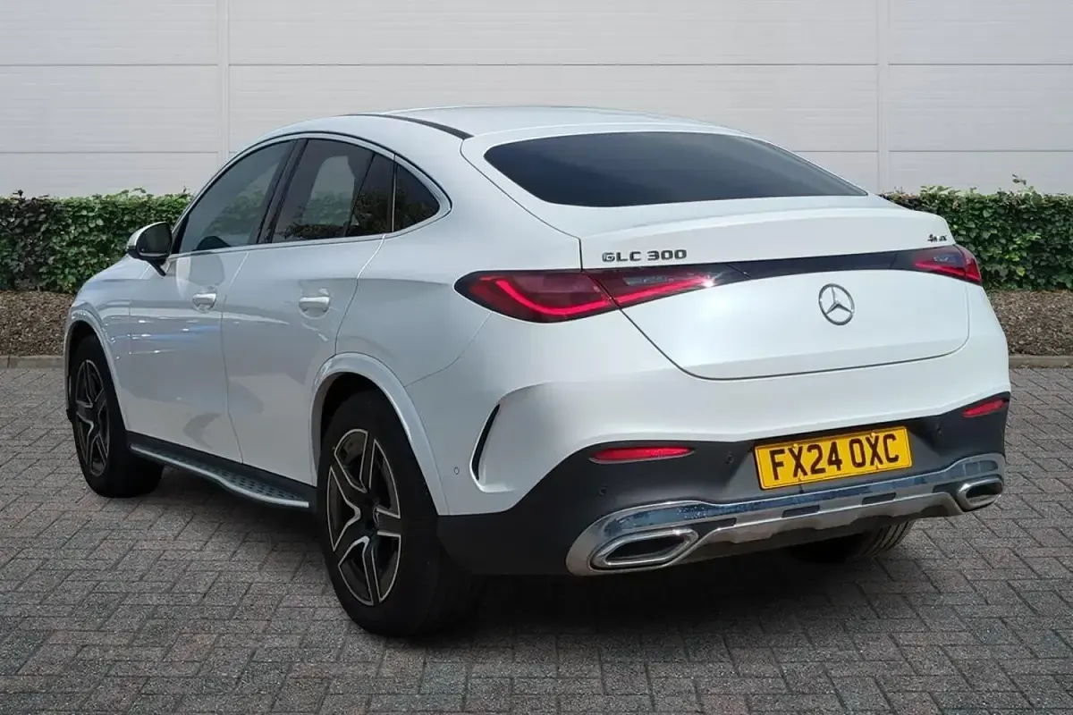 Used Mercedes GLC300 AMG line 2024 White SUV