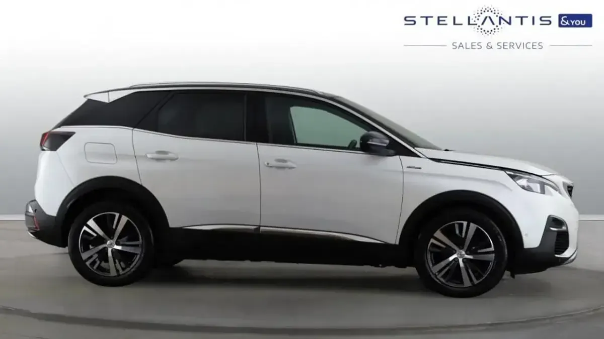 Used Peugeot 3008 GT-line 129 HP (94 kW) 2019 White SUV