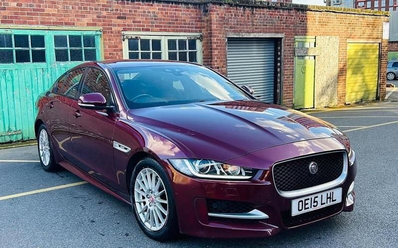 Used Jaguar XE R-Sport 163 HP (119 kW) 2019 Sedan