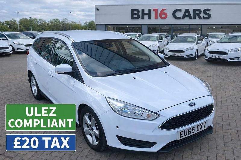 Used Ford Focus Style 120 HP (88 kW) 2015 White Estate