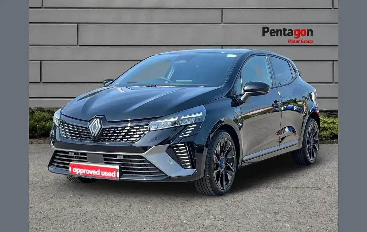 New Renault Clio Techno Esprit Alpine 88 HP (64 kW) 2026 Black Hatchback