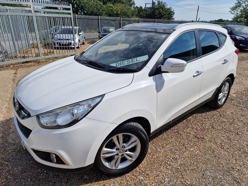 White Used 2013 Hyundai ix35 Premium SUV | £5,495 (Fair price) - Image 1/4