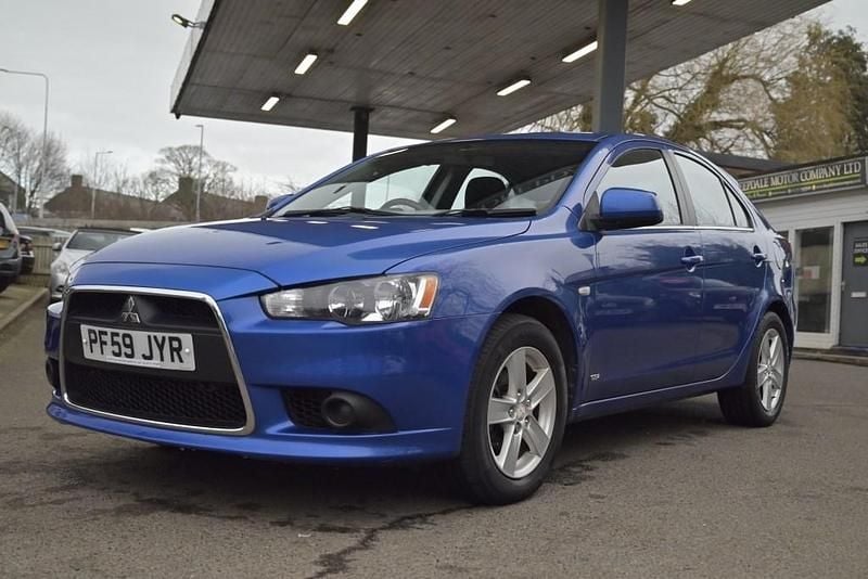 Used Mitsubishi Lancer 2010 Blue Hatchback