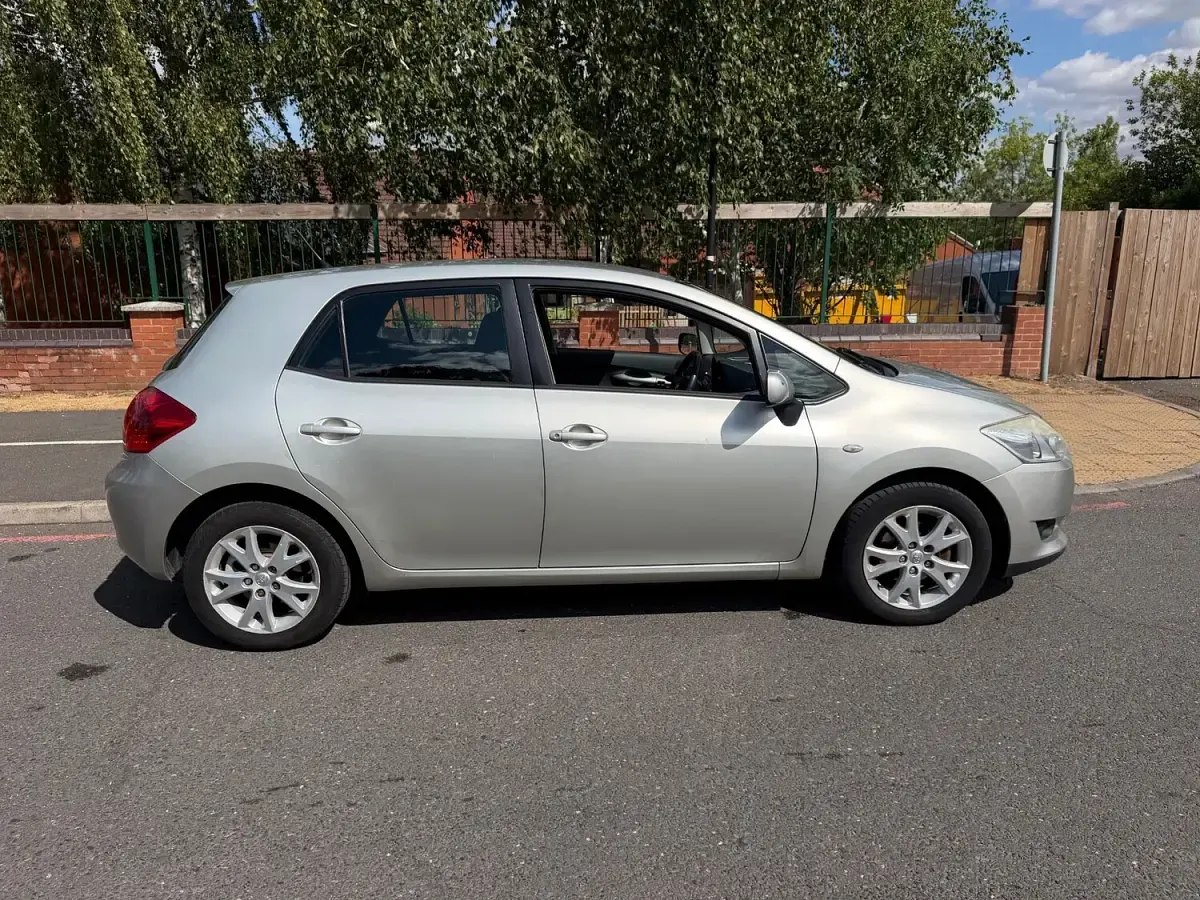 Used Toyota Auris 2008 Silver Hatchback