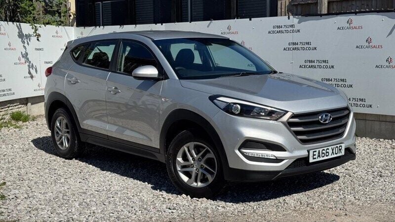 Silver Used 2016 Hyundai Tucson SUV | £8,995 (Good price) - Image 1/4