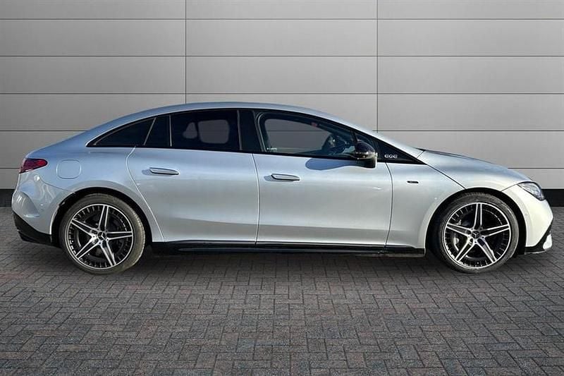 Usado Mercedes EQE AMG 53 Night 459 kW (625 HP) 2025 Prateado Sedan
