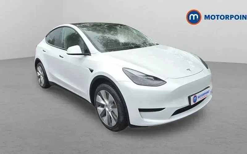 Używany Tesla Model Y RWD 219 kW (299 KM) 2024 SUV