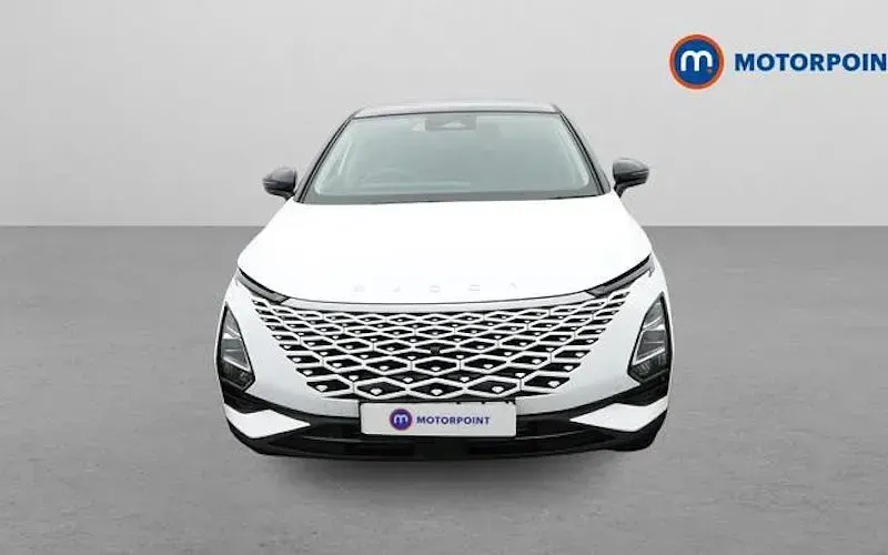 Used Omoda 5 186 HP (136 kW) 2025 White/black SUV