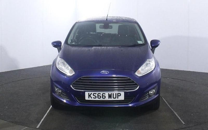 Used Ford Fiesta Titanium X 101 HP (74 kW) 2017 Blue Hatchback