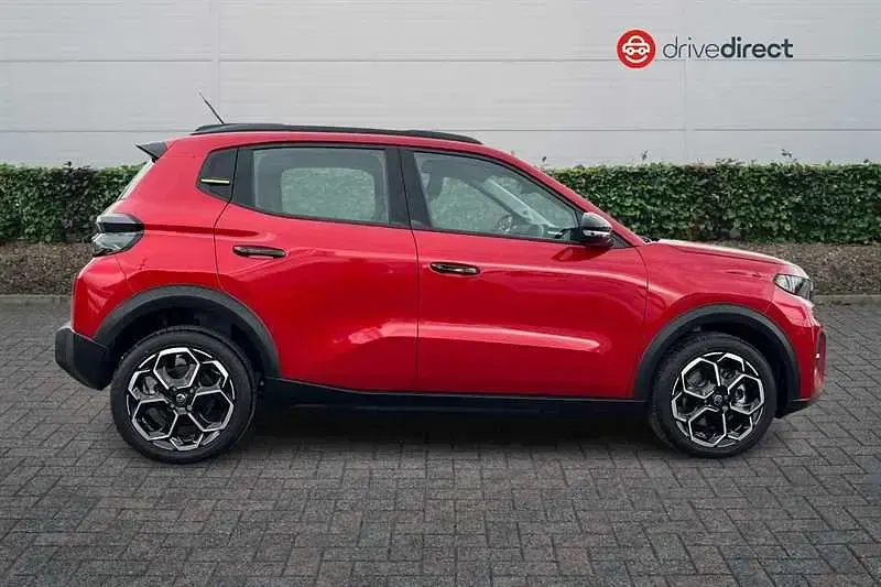 Used Citroën e-C3 83 kW (113 HP) 2026 Red Hatchback