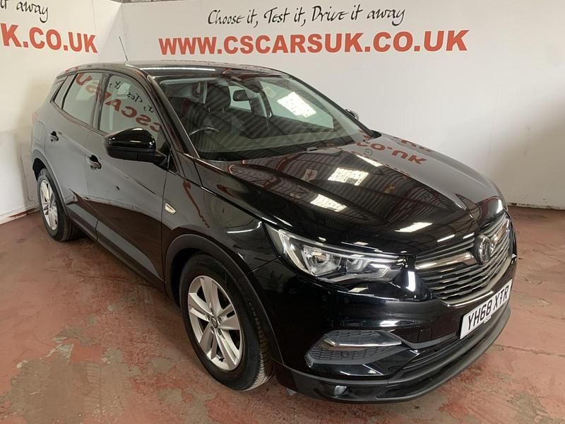 Used Vauxhall Grandland X 130 HP (95 kW) 2018 Black SUV