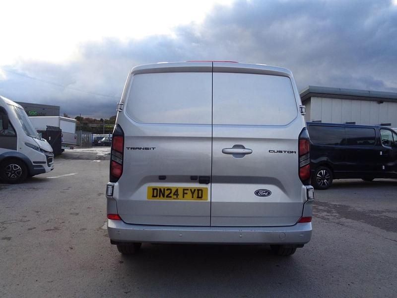 Used Ford Transit Custom Limited 136 HP (100 kW) 2024 Silver Van