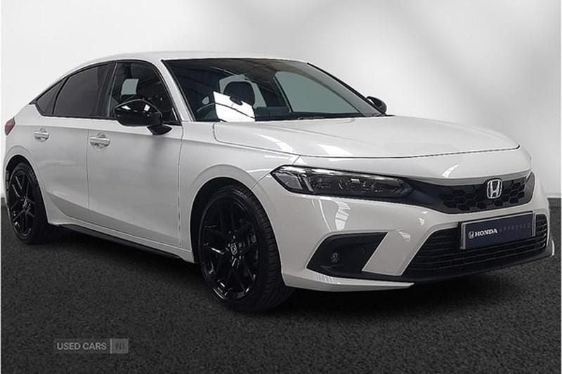 Used Honda Civic Sport 2023 White Hatchback