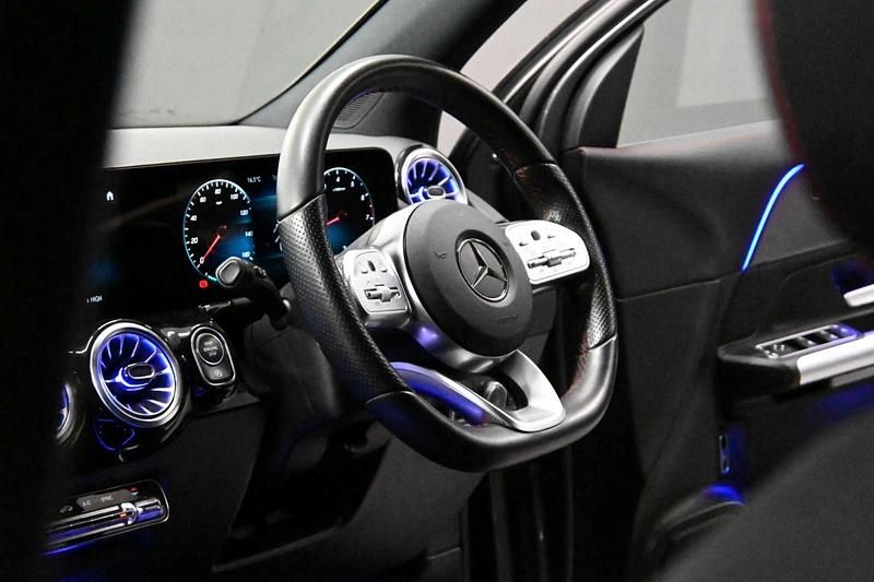 Used Mercedes GLA200 Executive 163 HP (119 kW) 2023 Grey SUV