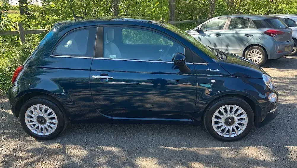 Used Fiat 500 Dolcevita 70 HP (51 kW) 2022 Blue Hatchback