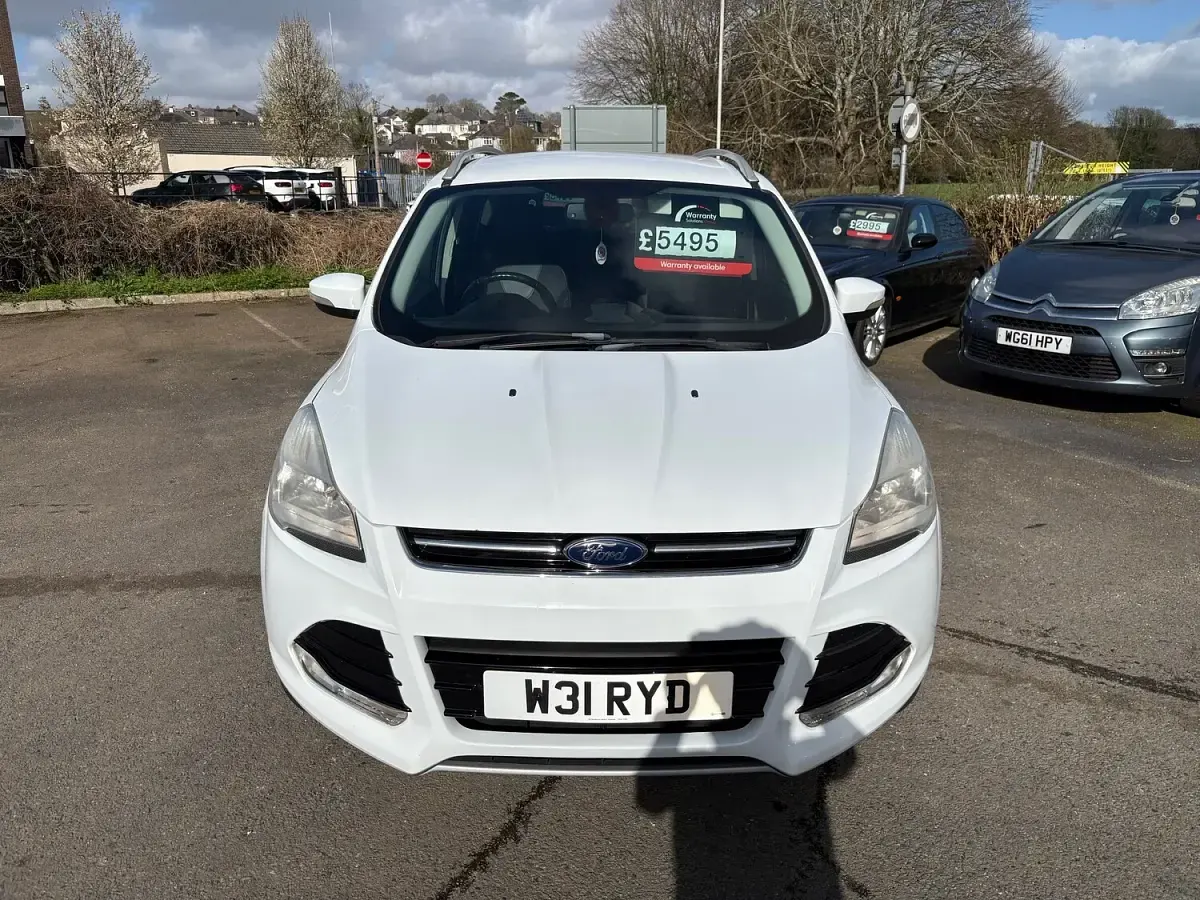 Used Ford Kuga Titanium 2013 White SUV