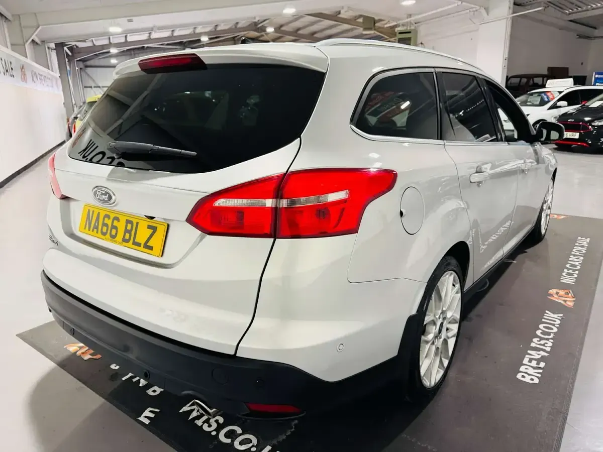 Used Ford Focus Titanium X 2016 Silver Estate