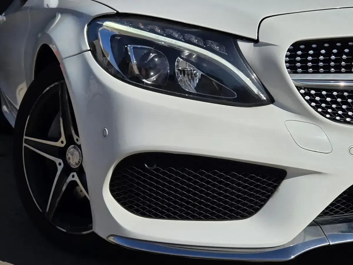 Used Mercedes C250 AMG line 204 HP (150 kW) 2017 White Coupe