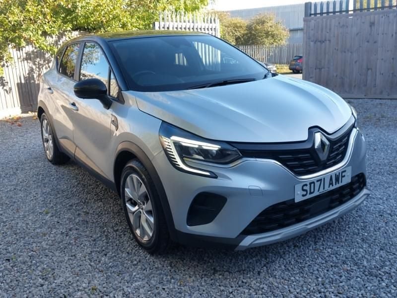 Grey Used 2021 Renault Captur Iconic SUV | £13,498 (Fair price) - Image 1/4