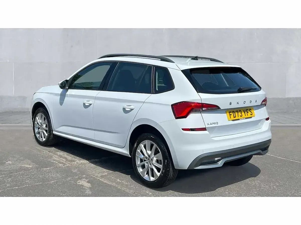 Used Skoda 110 R SE 81 HP (59 kW) 2024 Moon white metallic Estate