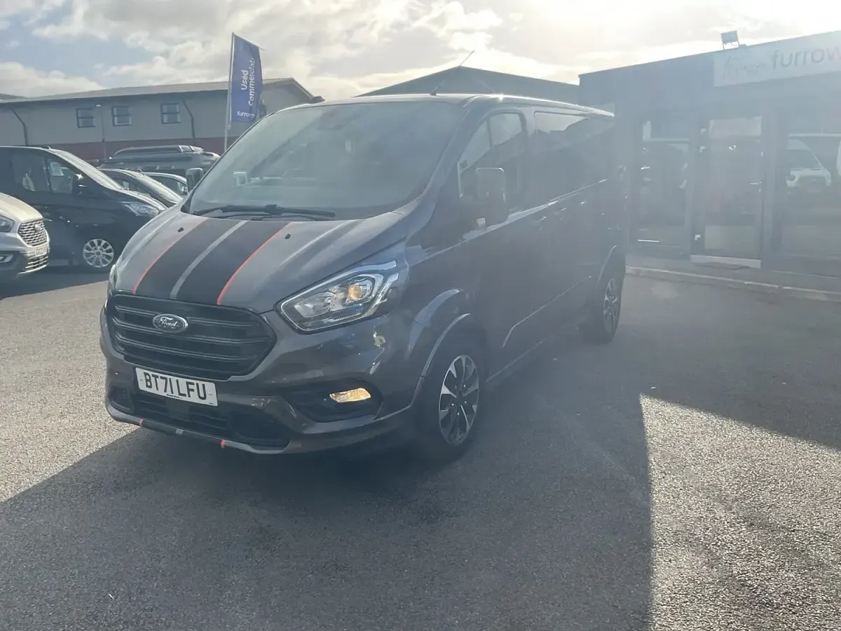 Used Ford Transit Custom Sport 185 HP (136 kW) 2021 Grey Van