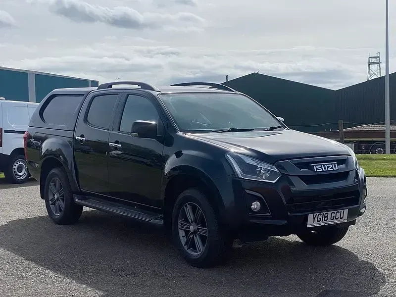 Używany Isuzu D-Max 2018 Czarny Pickup