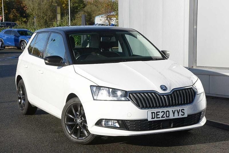 Used Skoda Fabia Colour Edition 70 HP (51 kW) 2020 Candy white black magic pearl effect Hatchback