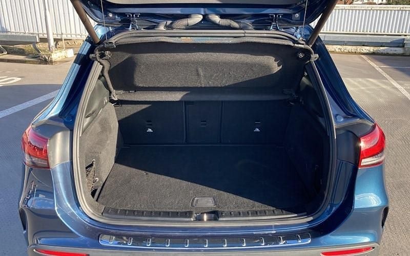 Used Mercedes GLA200 Executive 150 HP (110 kW) 2022 SUV