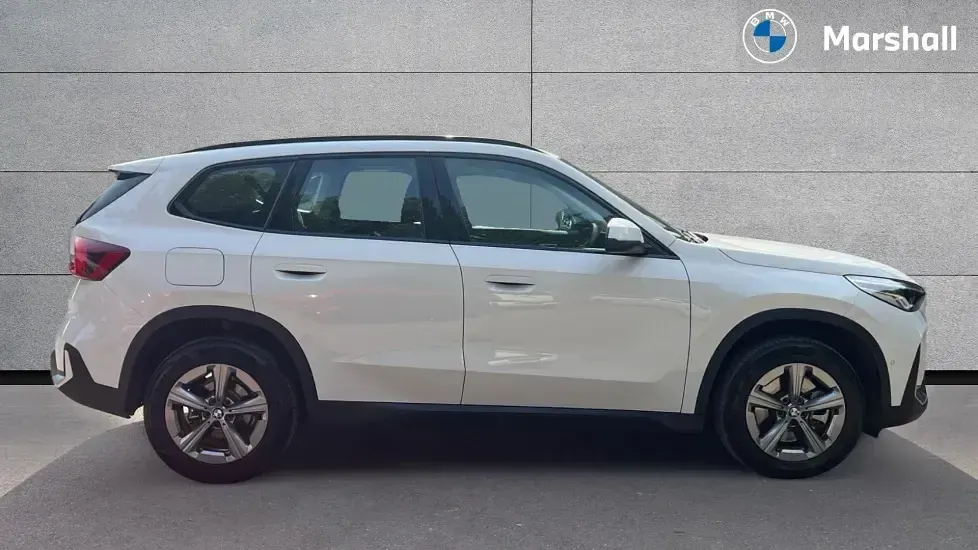 Used BMW X1 Sport Line 170 HP (125 kW) 2024 White SUV
