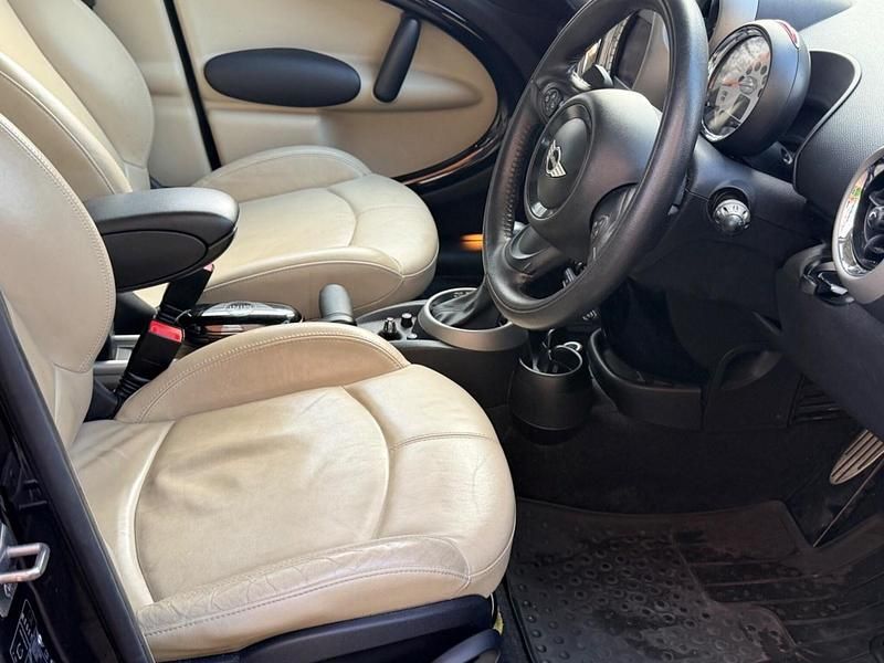 Begagnad Mini Cooper S Countryman 184 HK (135 kW) 2012 Svart SUV