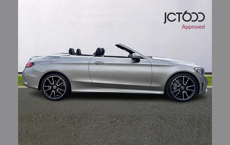 Used Mercedes C300 AMG Line Premium 241 HP (177 kW) 2019 Silver Cabriolet