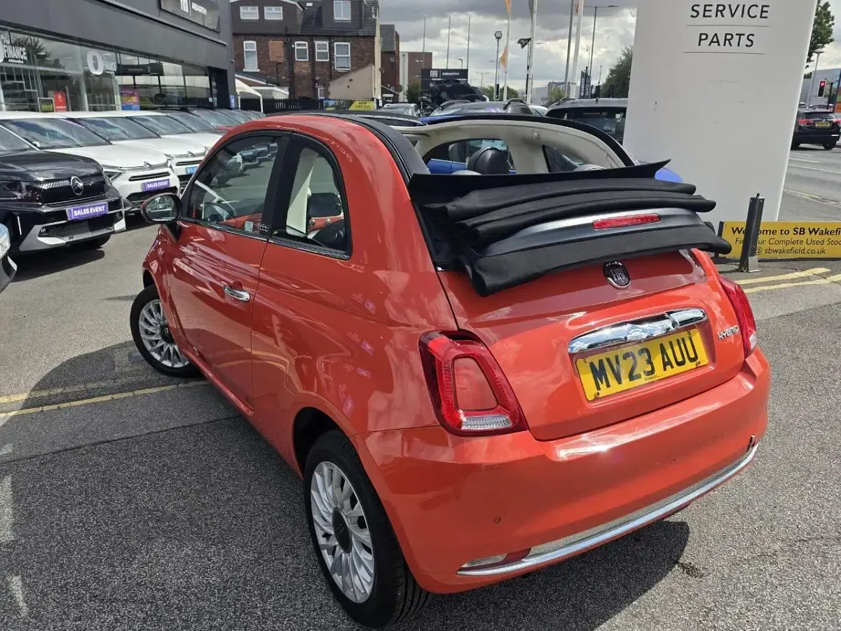 Used Fiat 500C Dolcevita 70 HP (51 kW) 2023 Red Cabriolet